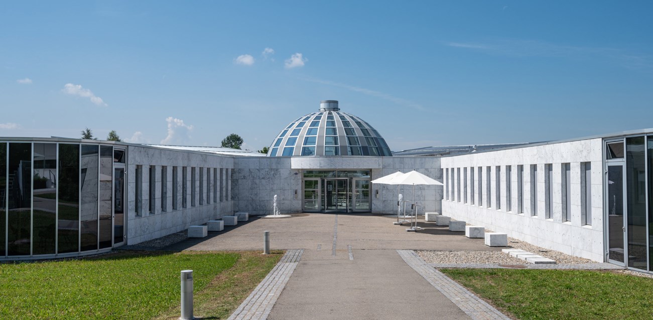 Emba Hsg Executive Campus